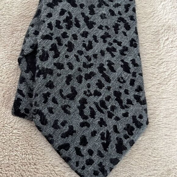 ARMANI Collezioni gray / black tie, 61% viscose, 39% silk - Picture 5 of 5